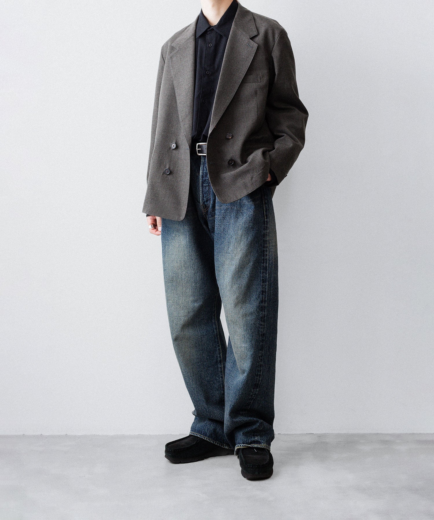 【INTÉRIM】CLASSIC HEAVY KIBATA SHUTTLE HYPER BIG WWII 1943 DENIM JEANS - C.NAVY