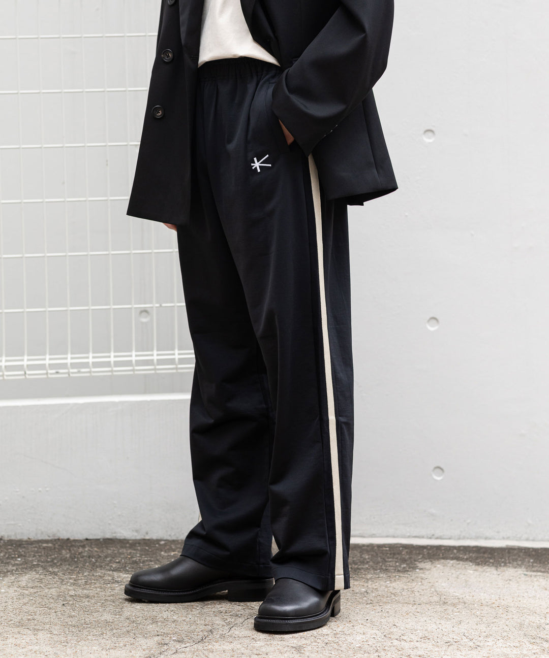 【KANEMASA PHIL.】カネマサのトラックパンツ ECONYL JERSEY TRACK PANTS - BLACK 公式通販session福岡セレクトショップ