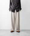 【KANEMASA PHIL.】28G CUPRO PANTS - BEIGE KHAKI