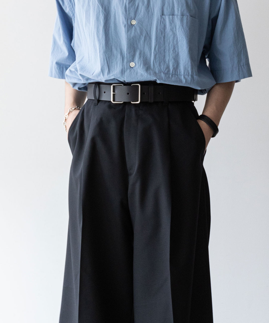 stein(シュタイン)の23AWコレクションEXTRA WIDE TROUSERSのBLACK