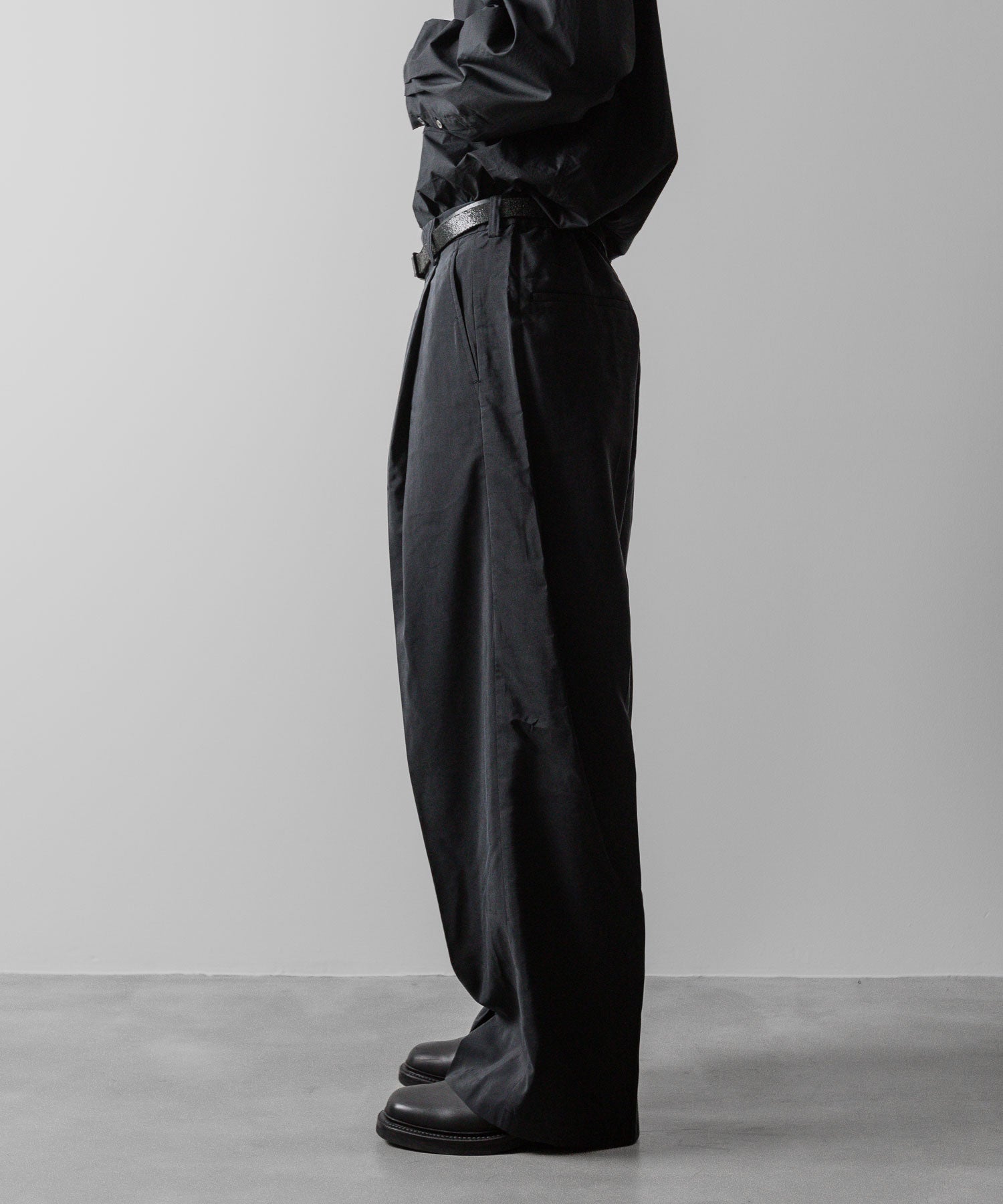 ssstein(シュタイン)の24AWコレクション SILK NYLON EASY WIDE TROUSERS - BLACK 公式通販サイトsession福岡セレクトショップ