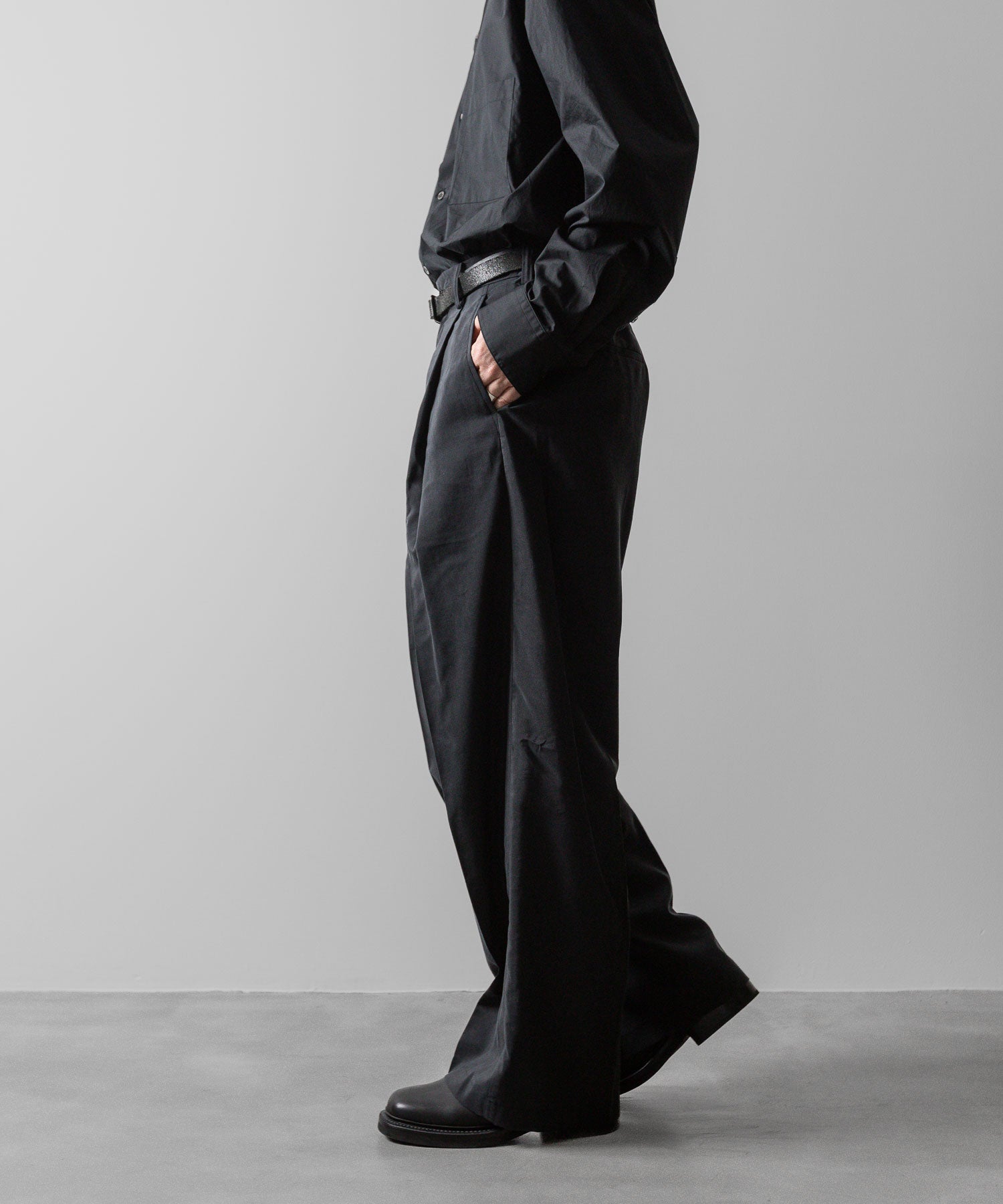 ssstein(シュタイン)の24AWコレクション SILK NYLON EASY WIDE TROUSERS - BLACK 公式通販サイトsession福岡セレクトショップ