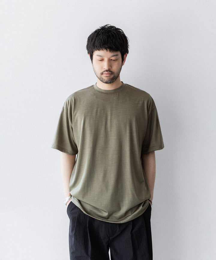 INTÉRIM(インテリム)のEXTRA FINE MERINO WOOL JERSEY S/S TEE - SAGEの公式通販サイトsession福岡セレクトショップ