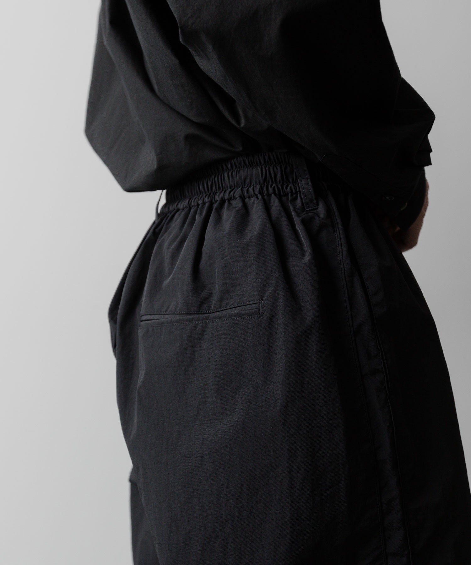 ssstein(シュタイン)の24AWコレクション NYLON TWILL CARGO EASY TROUSERS - BLACK 公式通販サイトsession福岡セレクトショップ