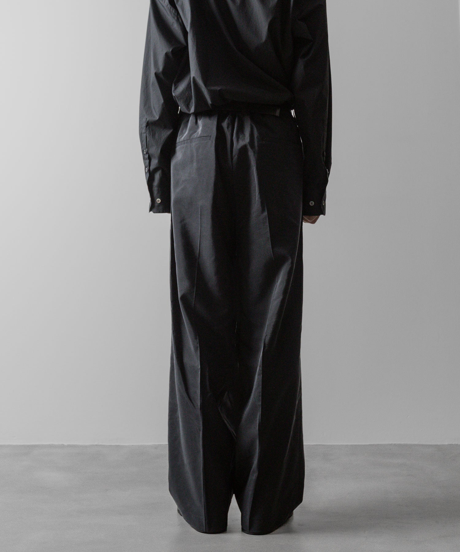 ssstein(シュタイン)の24AWコレクション SILK NYLON EASY WIDE TROUSERS - BLACK 公式通販サイトsession福岡セレクトショップ