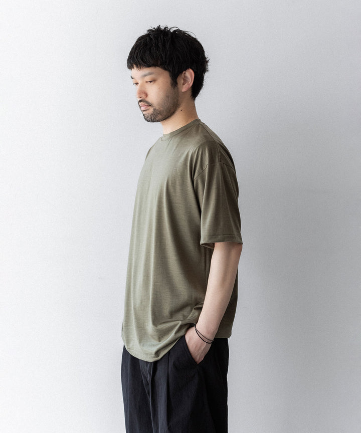 INTÉRIM(インテリム)のEXTRA FINE MERINO WOOL JERSEY S/S TEE - SAGEの公式通販サイトsession福岡セレクトショップ