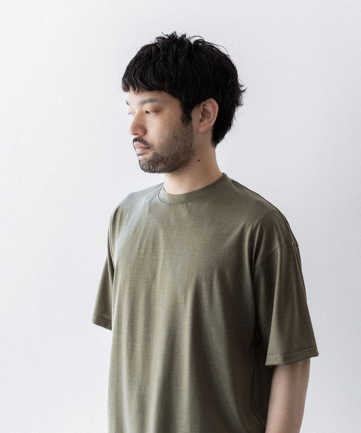 【INTÉRIM】    EXTRA FINE MERINO WOOL JERSEY S/S TEE - SAGE