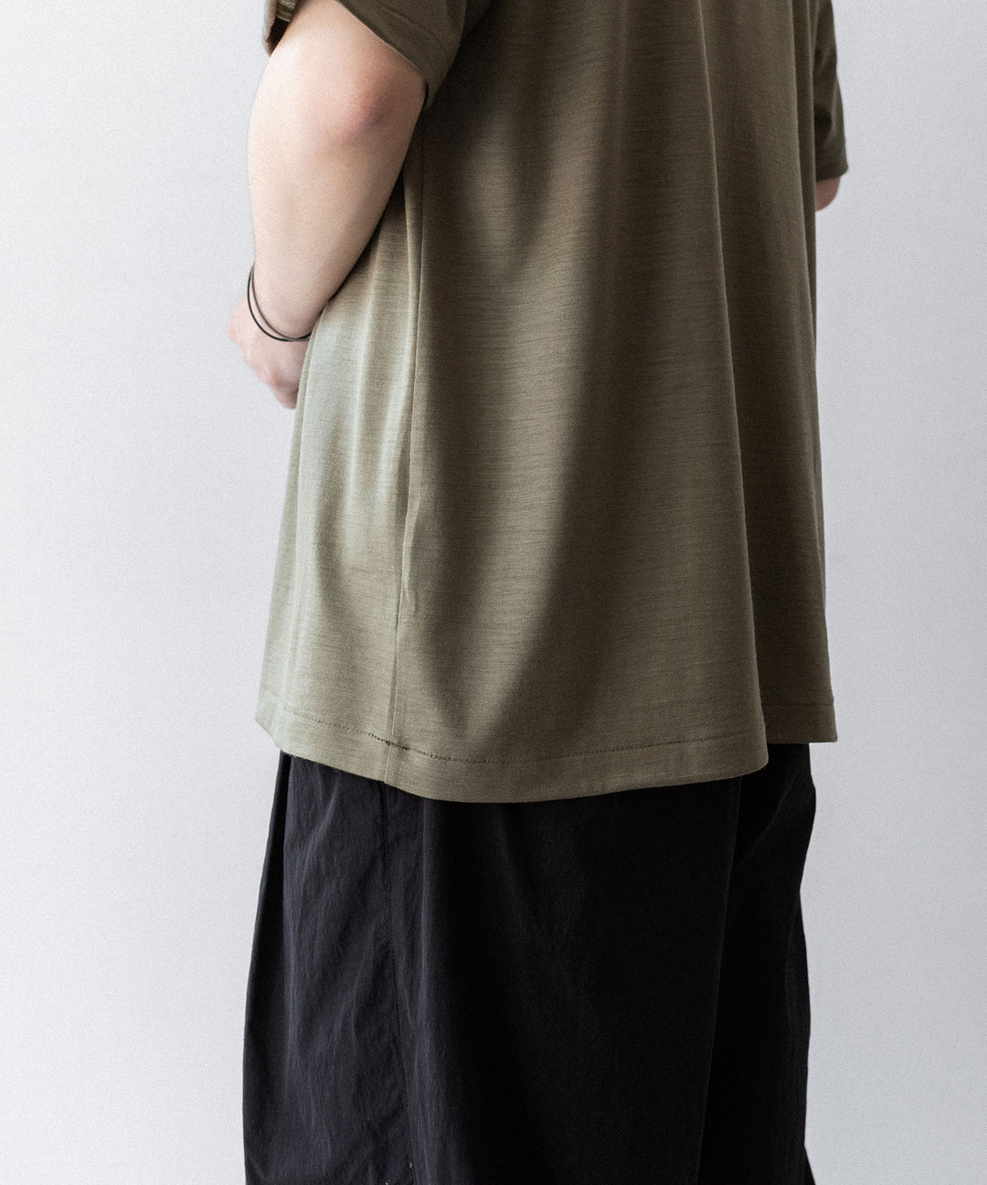 INTÉRIM(インテリム)のEXTRA FINE MERINO WOOL JERSEY S/S TEE - SAGEの公式通販サイトsession福岡セレクトショップ