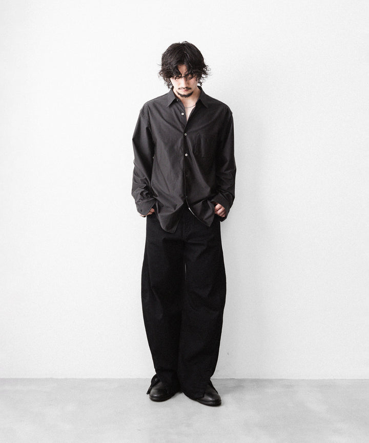 【ANTHEM A】TWIST LINE STRAIGHT JEANS - BLACK