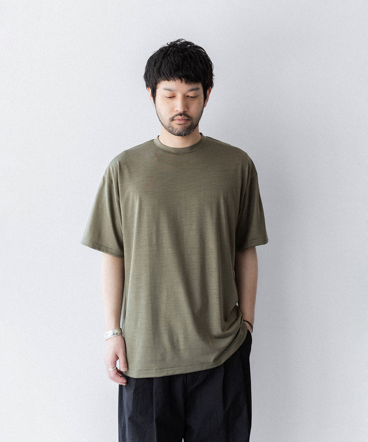 INTÉRIM(インテリム)のEXTRA FINE MERINO WOOL JERSEY S/S TEE - SAGEの公式通販サイトsession福岡セレクトショップ