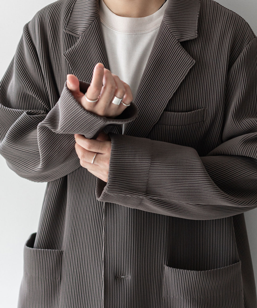 【stein】OVERSIZED GRADATION PLEATS JACKET - D.GREIGE シュタイン 23ss 23aw sessionセッション 福岡セレクトショップ 公式通販サイト