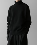 画像をギャラリービューアに読み込む, ssstein(シュタイン)の24AWコレクション EXTRA FINE WOOL WARM KNIT TURTLE NECK LS - BLACK 公式通販サイトsession福岡セレクトショップ
