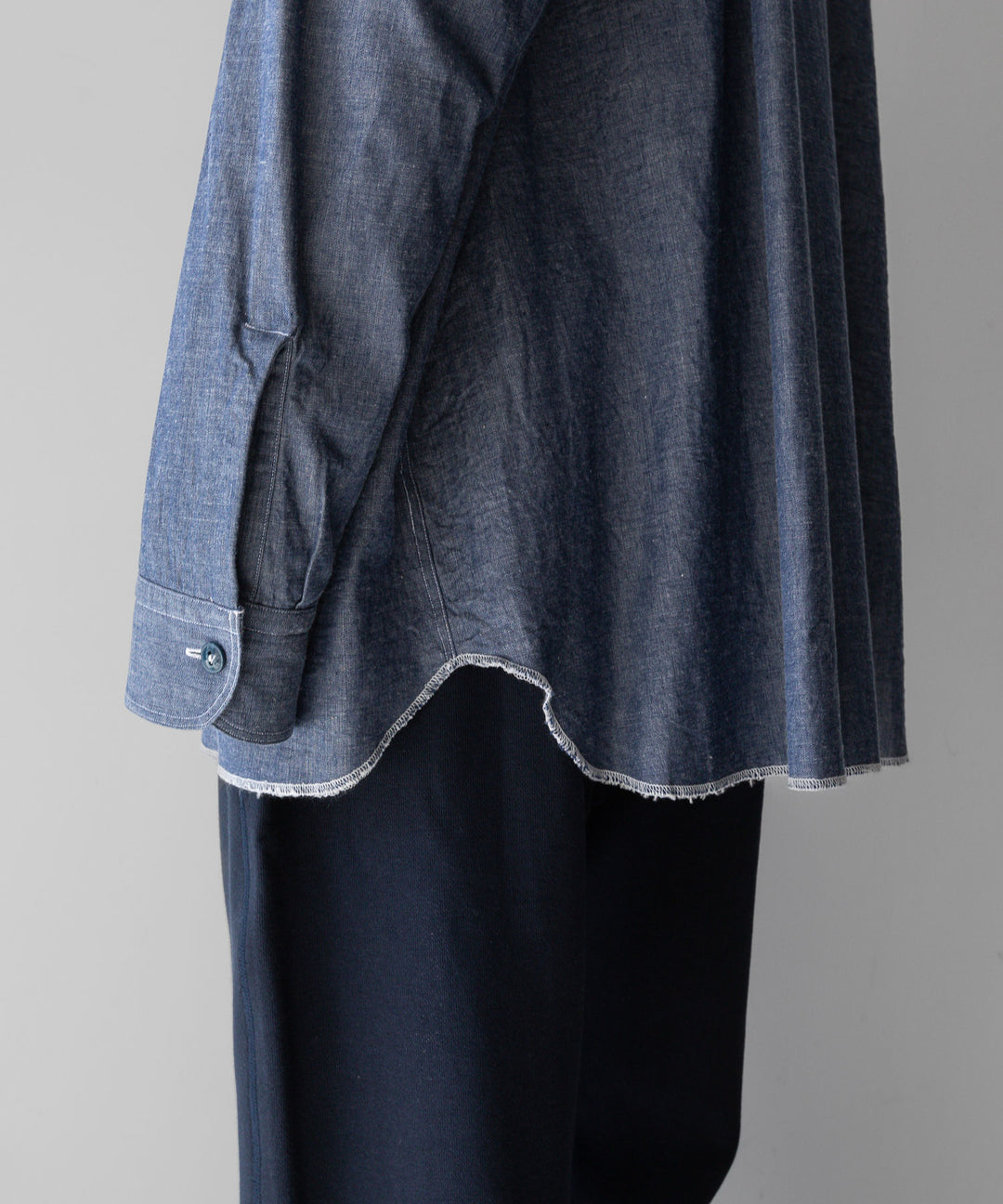 【INTÉRIM】インテリム HYPER BIG MILITARY SHUTTLE CHAMBRAY SHIRT - BLUE sessionセッション福岡セレクトショップ 公式通販サイト 