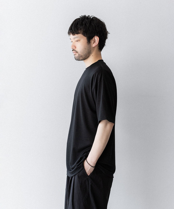【INTÉRIM】    EXTRA FINE MERINO WOOL JERSEY S/S TEE - BLACK