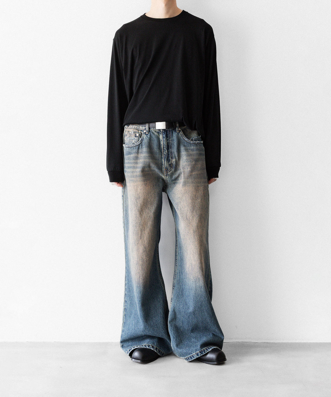 CODA コーダのFADED DIRTY INDIGO WASHED  BREAK CUT WIDE FLARED JEANSのFADED DIRTY INDIGO 公式通販サイトsession福岡セレクトショップ