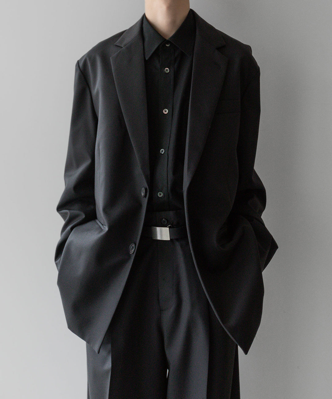 stein(シュタイン)の24SSコレクションOVERSIZED SINGLE BREASTED JACKETのDARK CHARCOAL