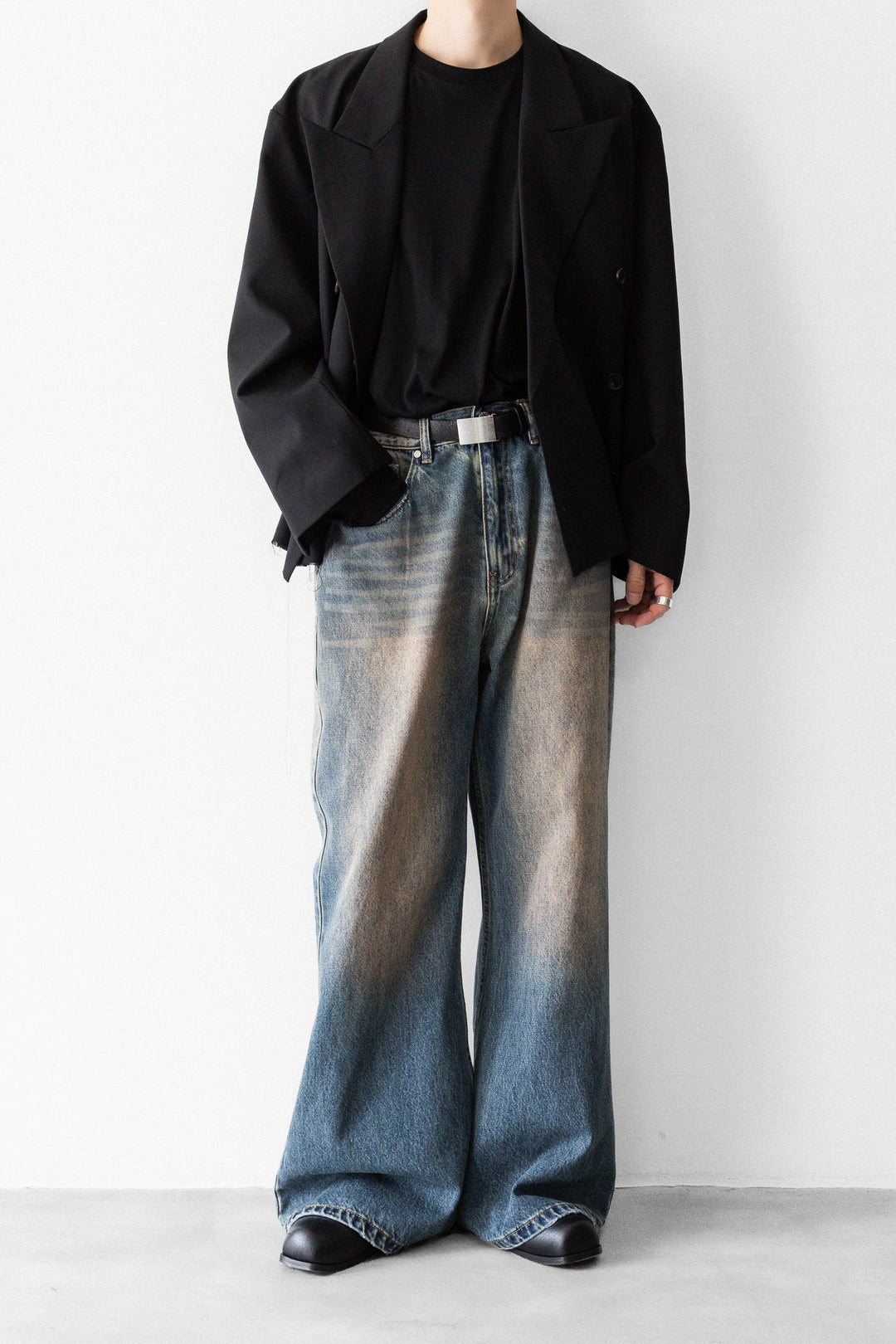 CODA コーダのFADED DIRTY INDIGO WASHED  BREAK CUT WIDE FLARED JEANSのFADED DIRTY INDIGO 公式通販サイトsession福岡セレクトショップ