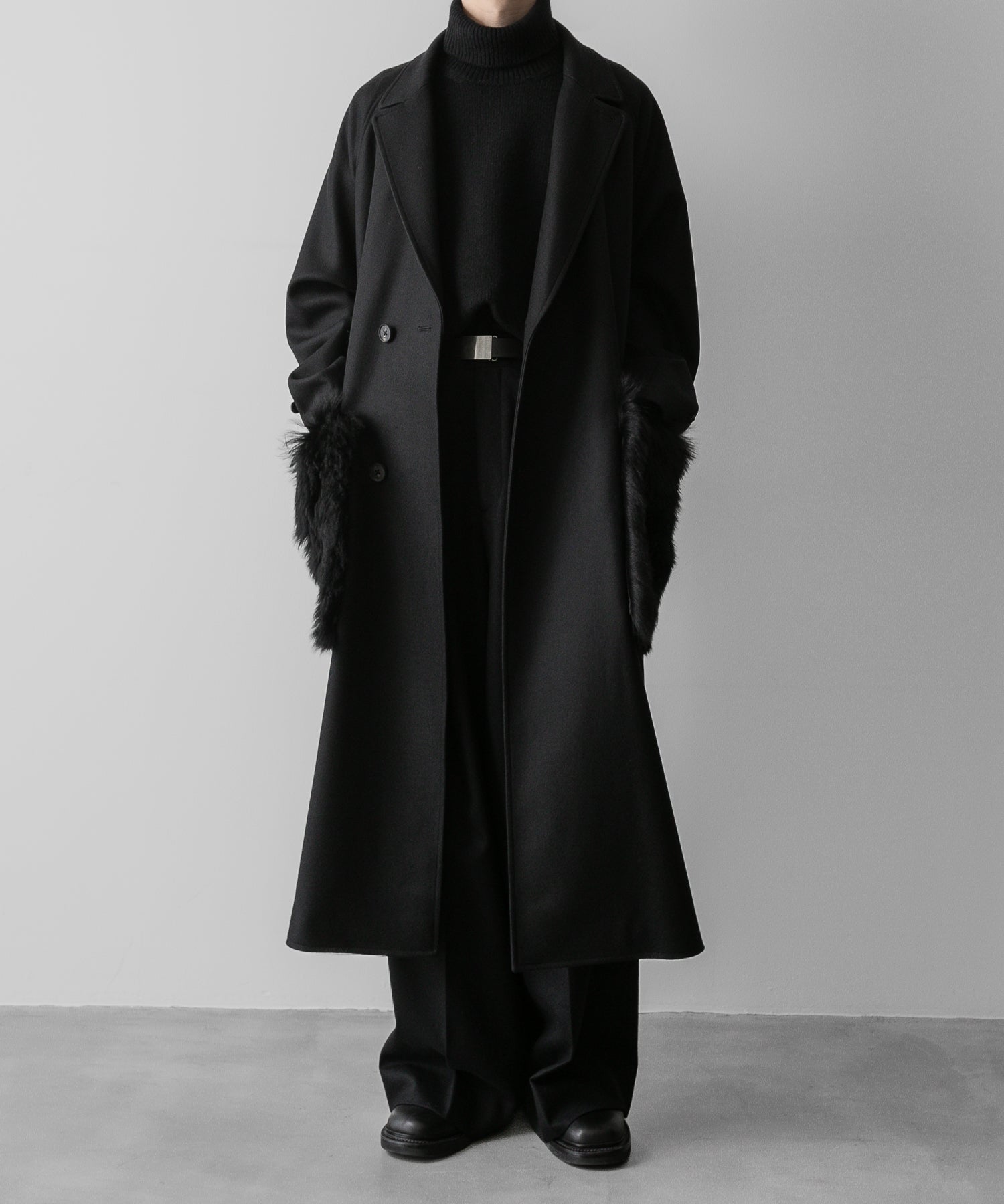 ssstein(シュタイン)の24AWコレクション OVERSIZED POCKET COAT (POCKET FUR) - BLACK 公式通販サイトsession福岡セレクトショップ