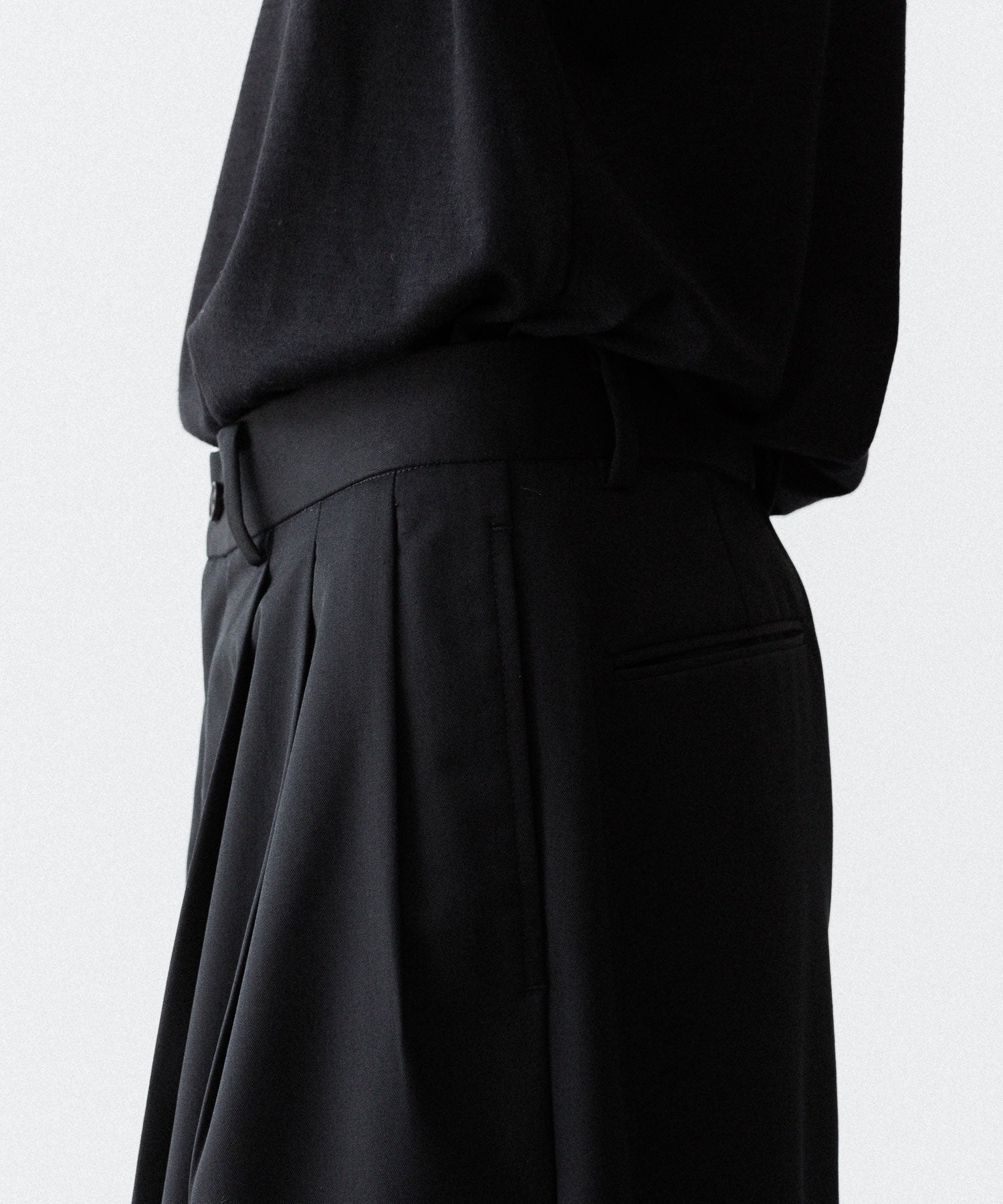 SUBLATIONS サブレーションズのSUPER140 3TUCK BAGGY TROUSERSのBLACK 公式通販サイトsession福岡セレクトショップ