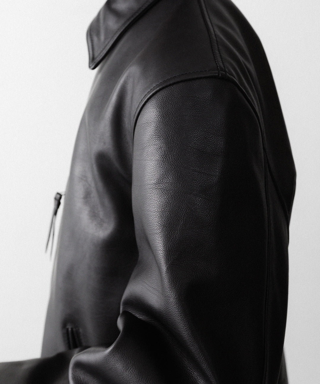 【ANTHEM A】BUFFALO CARF MINIMAL RIDING JACKET - BLACK