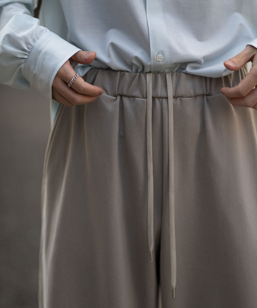 【KANEMASA PHIL.】28G CUPRO EASY PANTS - KHAKI