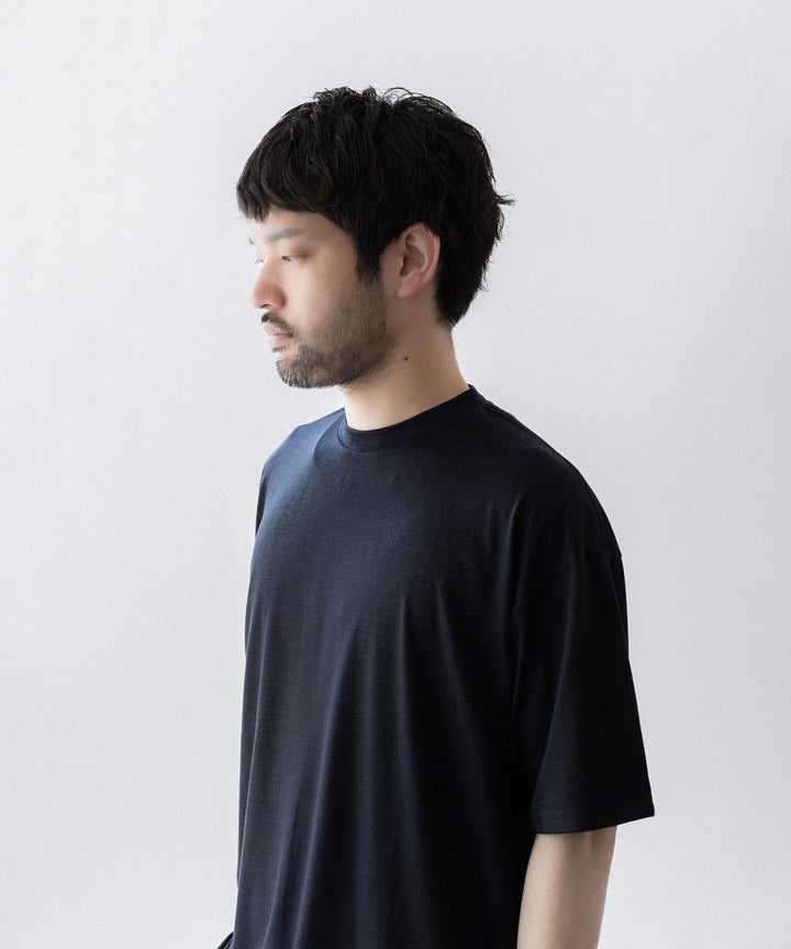 【INTÉRIM】    EXTRA FINE MERINO WOOL JERSEY S/S TEE - D.NAVY