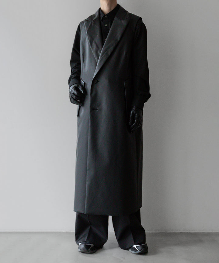 stein(シュタイン)の24SSコレクションNO SLEEVE LONG COATのBLACK (COATING)