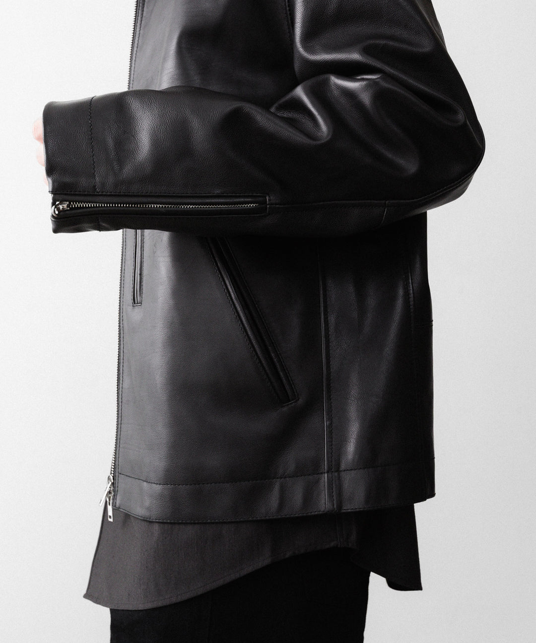 【ANTHEM A】BUFFALO CARF MINIMAL RIDING JACKET - BLACK