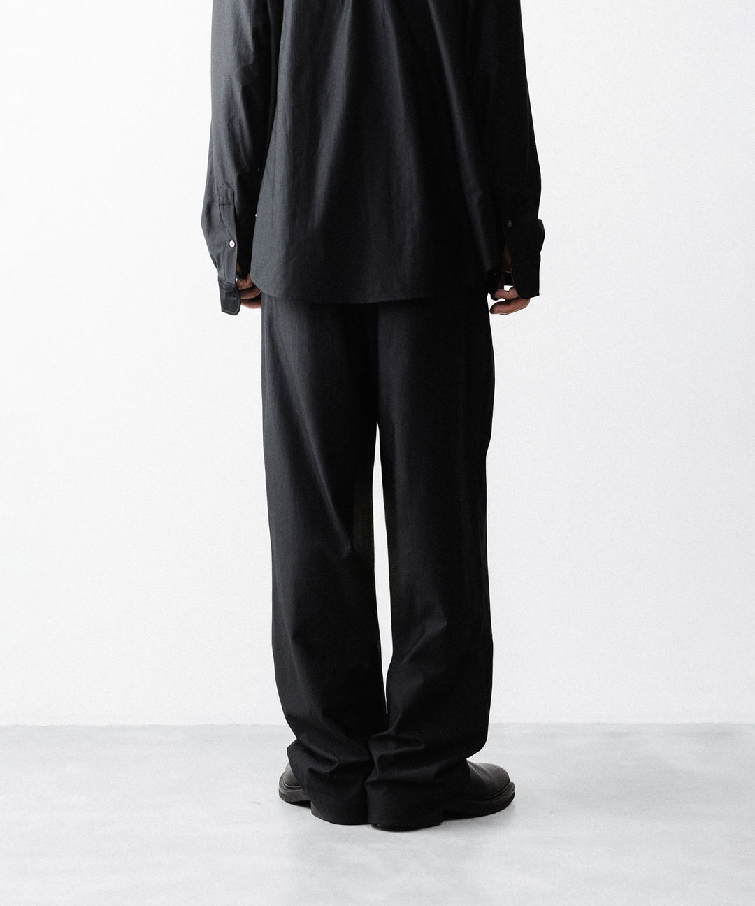 KANEMASA PHIL. カネマサフィルの36G WOOL TROUSERSのBLACK 公式通販サイトsession福岡セレクトショップ