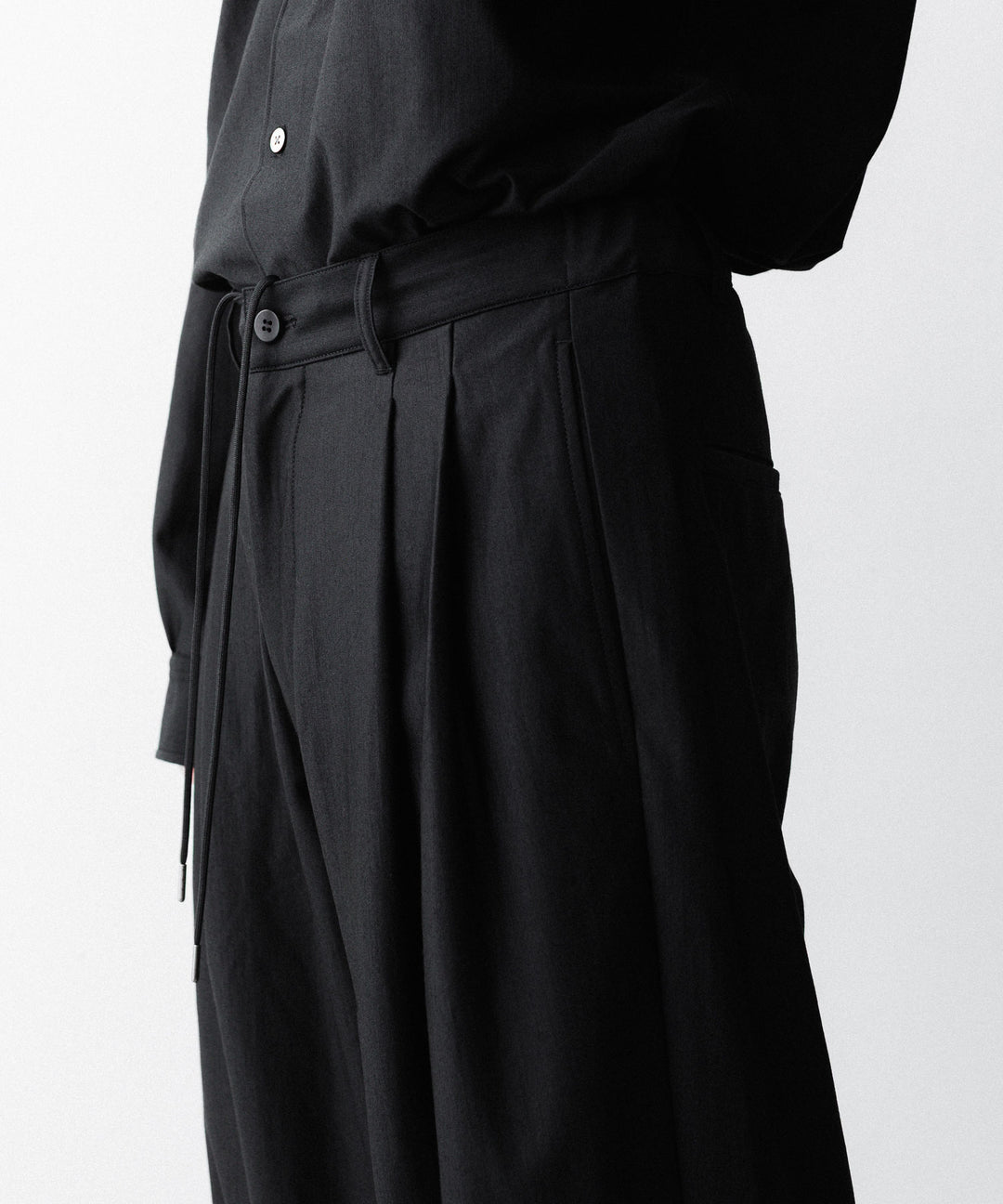 KANEMASA PHIL. カネマサフィルの36G WOOL TROUSERSのBLACK 公式通販サイトsession福岡セレクトショップ