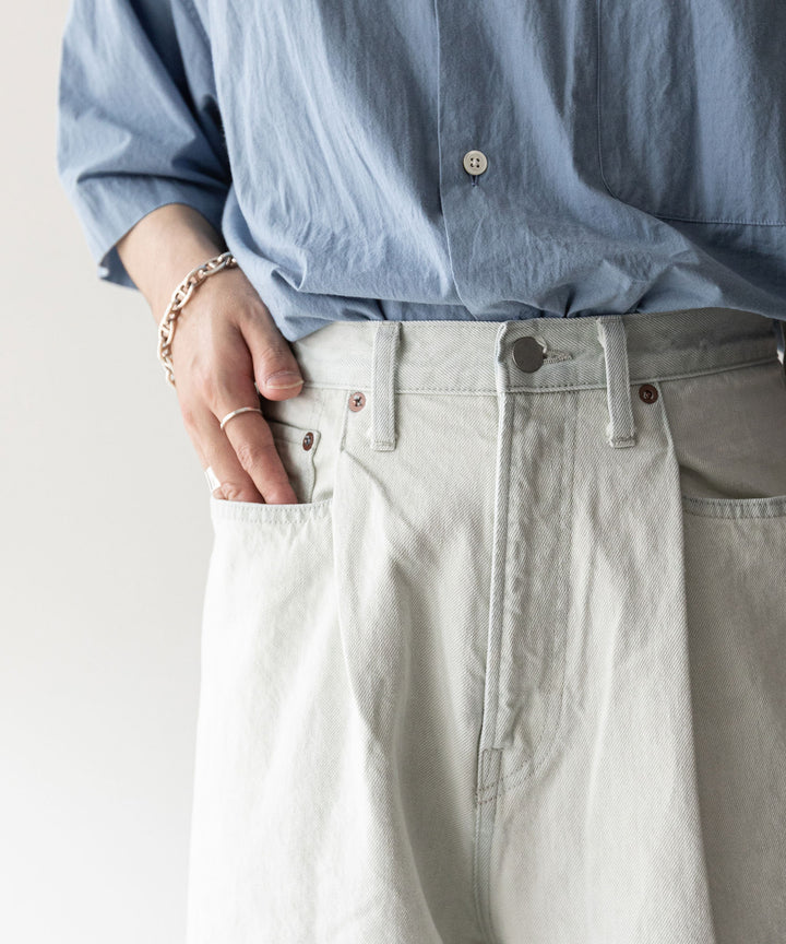 stein(シュタイン)の23AWコレクションVINTAGE REPRODUCTION DAMAGE WIDE DENIM JEANSのLT.INDIGO