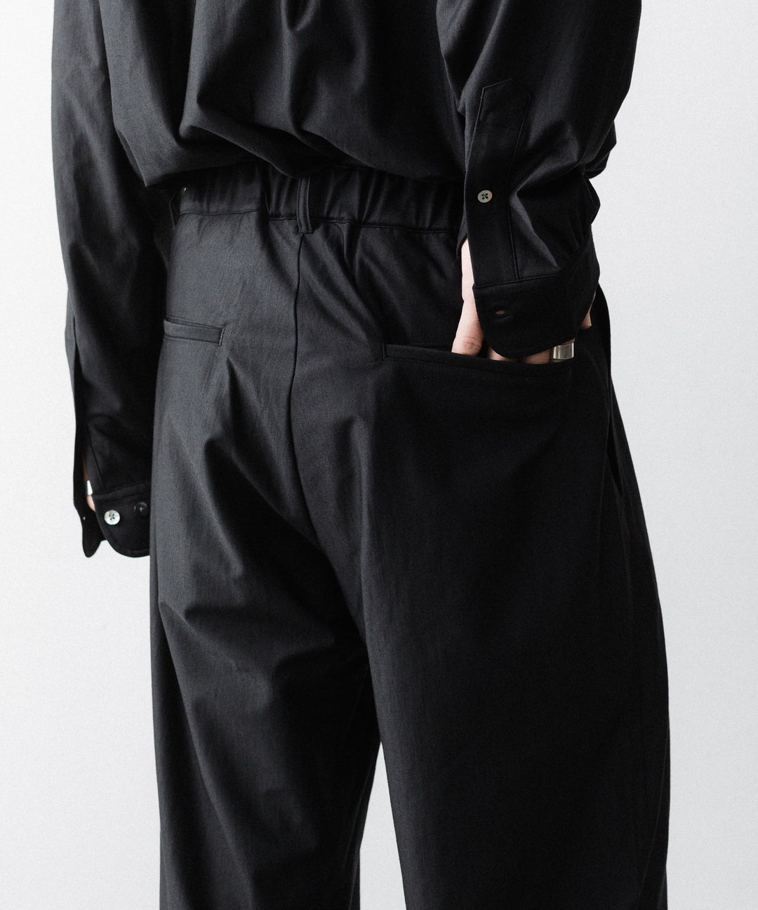 KANEMASA PHIL. カネマサフィルの36G WOOL TROUSERSのBLACK 公式通販サイトsession福岡セレクトショップ