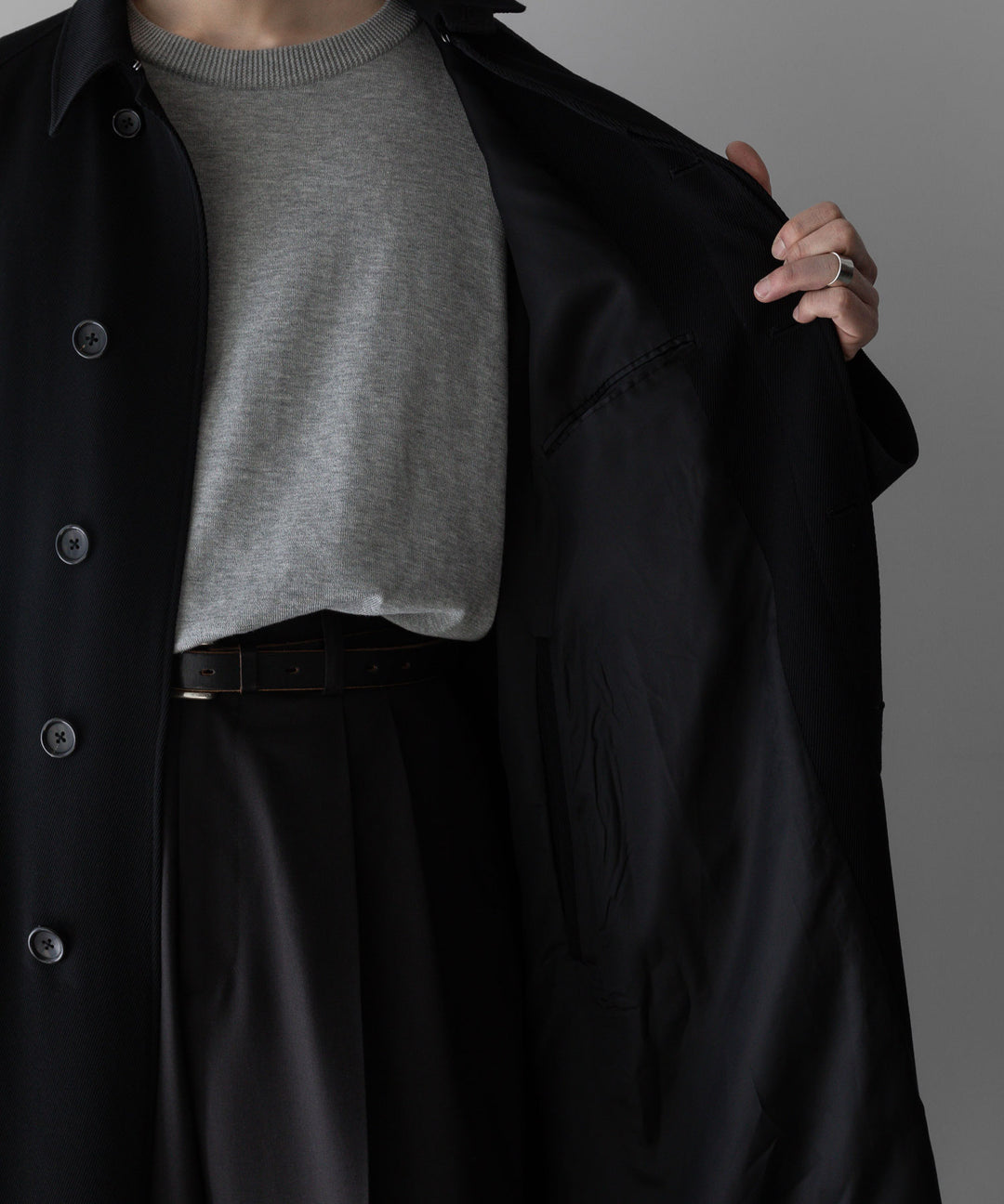 【INTÉRIM】インテリムのFLUID WOOL TRICOTINE SINGLE RAGLAN COAT - BLACK公式通販サイトsession福岡セレクトショップ
