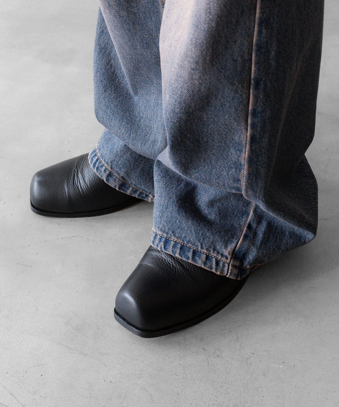 CODA コーダのDUST INDIGO ACID WASH BREAK CUT FLARED JEANSのDUST INDIGO 公式通販サイトsession福岡セレクトショップ