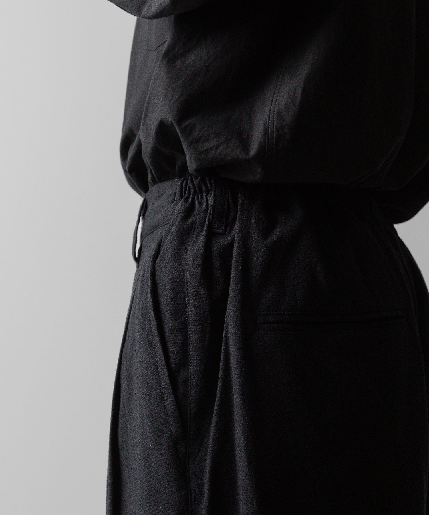 ssstein(シュタイン)の24AWコレクション SILK NEP CLOTH EASY WIDE TROUSERS - BLACK 公式通販サイトsession福岡セレクトショップ