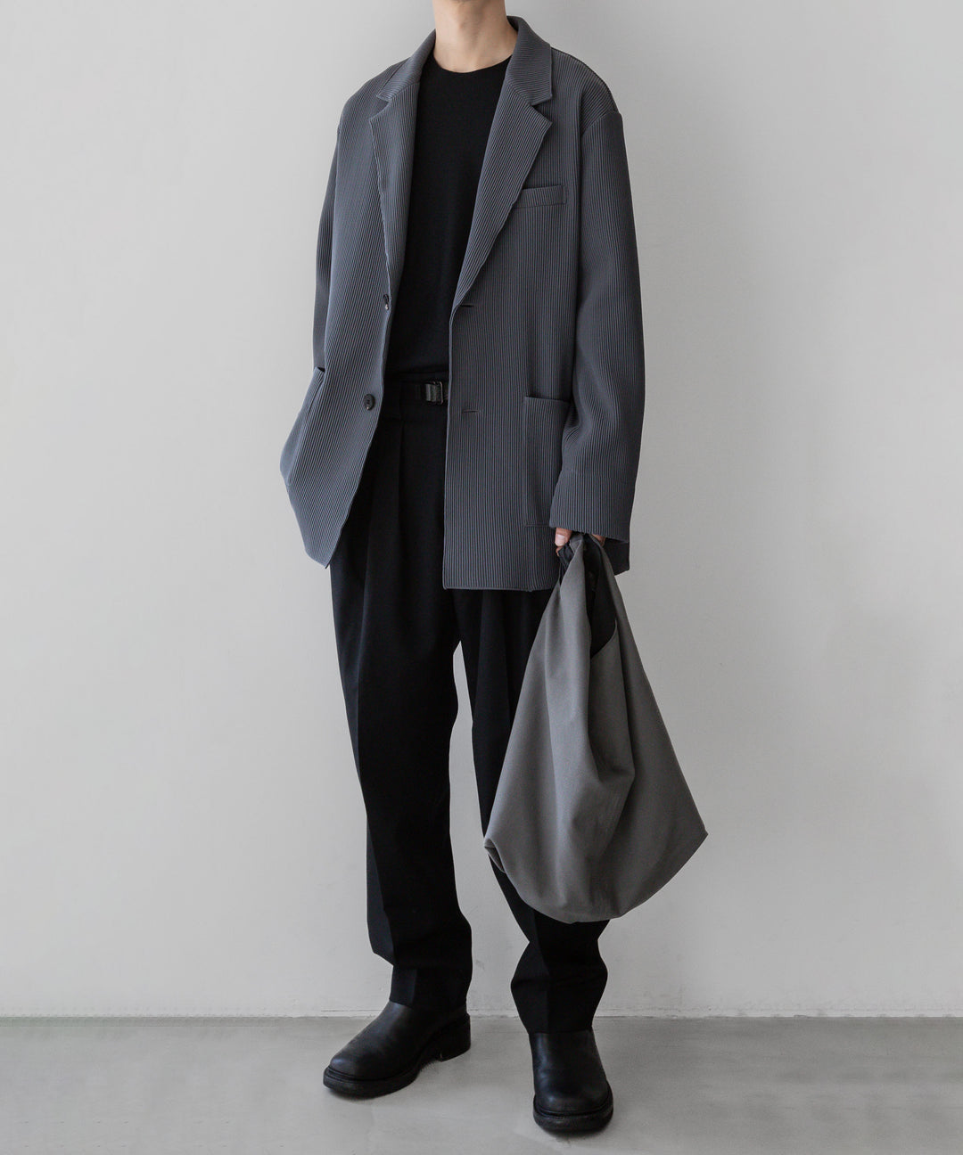 【stein】シュタインのグラデーションプリーツジャケット 公式通販 OVERSIZED GRADATION PLEATS JACKET - N.GREY