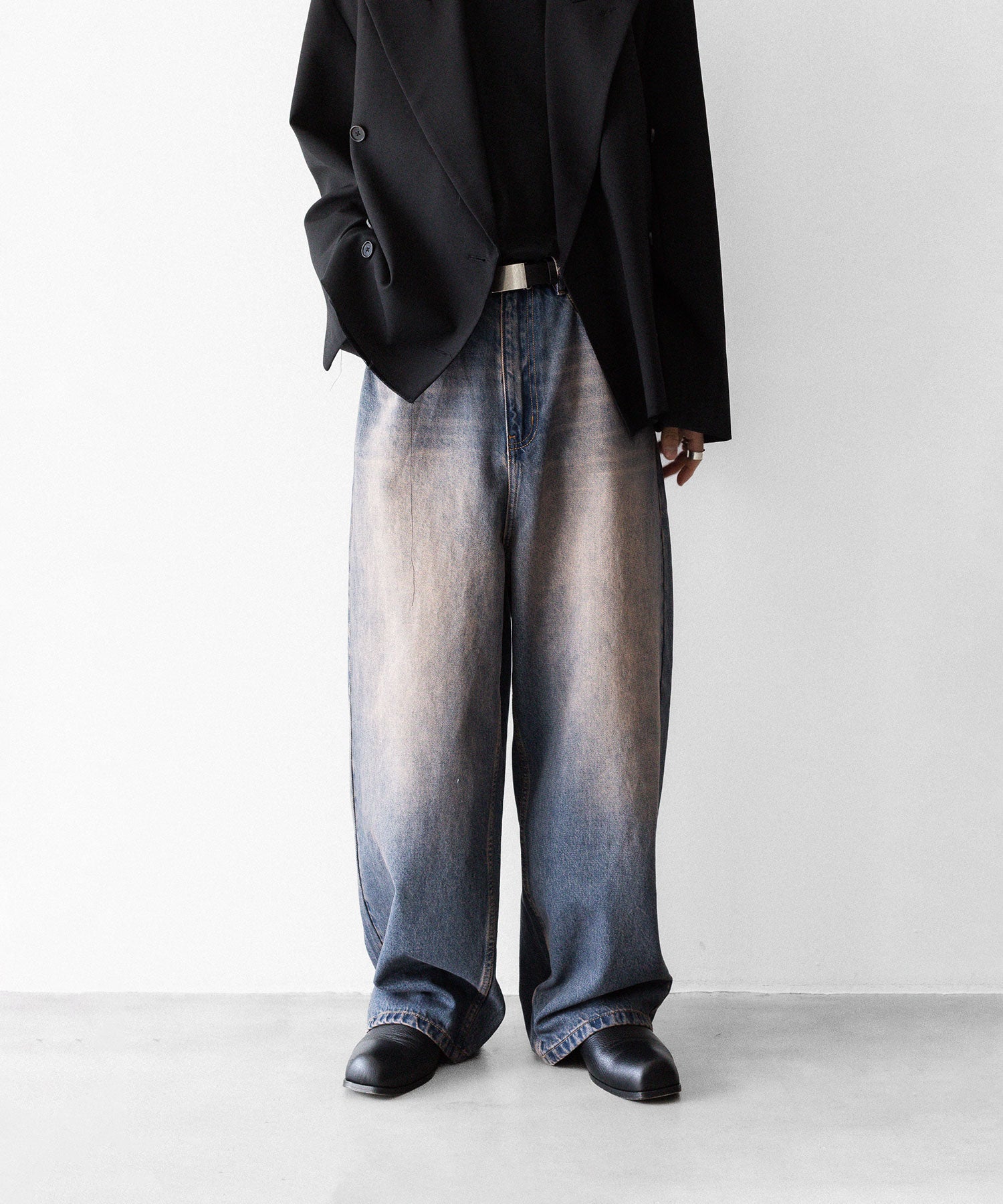 CODA / コーダ】DUST INDIGO ACID WASHED EXTENDED CUT LUFT JEANS