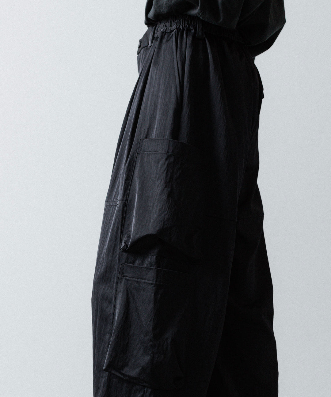 ANTHEM A-アンセムエーのSATIN MILITARY EASY PANTSのBLACK 公式通販サイトsession福岡セレクトショップ 