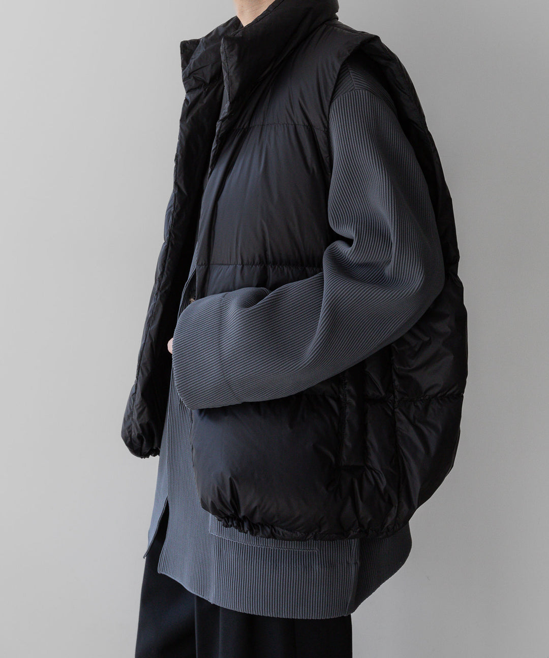 【stein】シュタインのグラデーションプリーツジャケット 公式通販 OVERSIZED GRADATION PLEATS JACKET - N.GREY