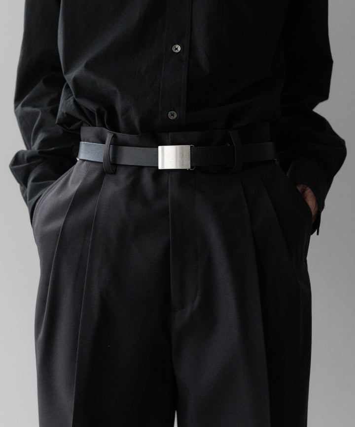 stein(シュタイン)の24SSコレクションLONG WIDE TROUSERS のDARK CHARCOAL