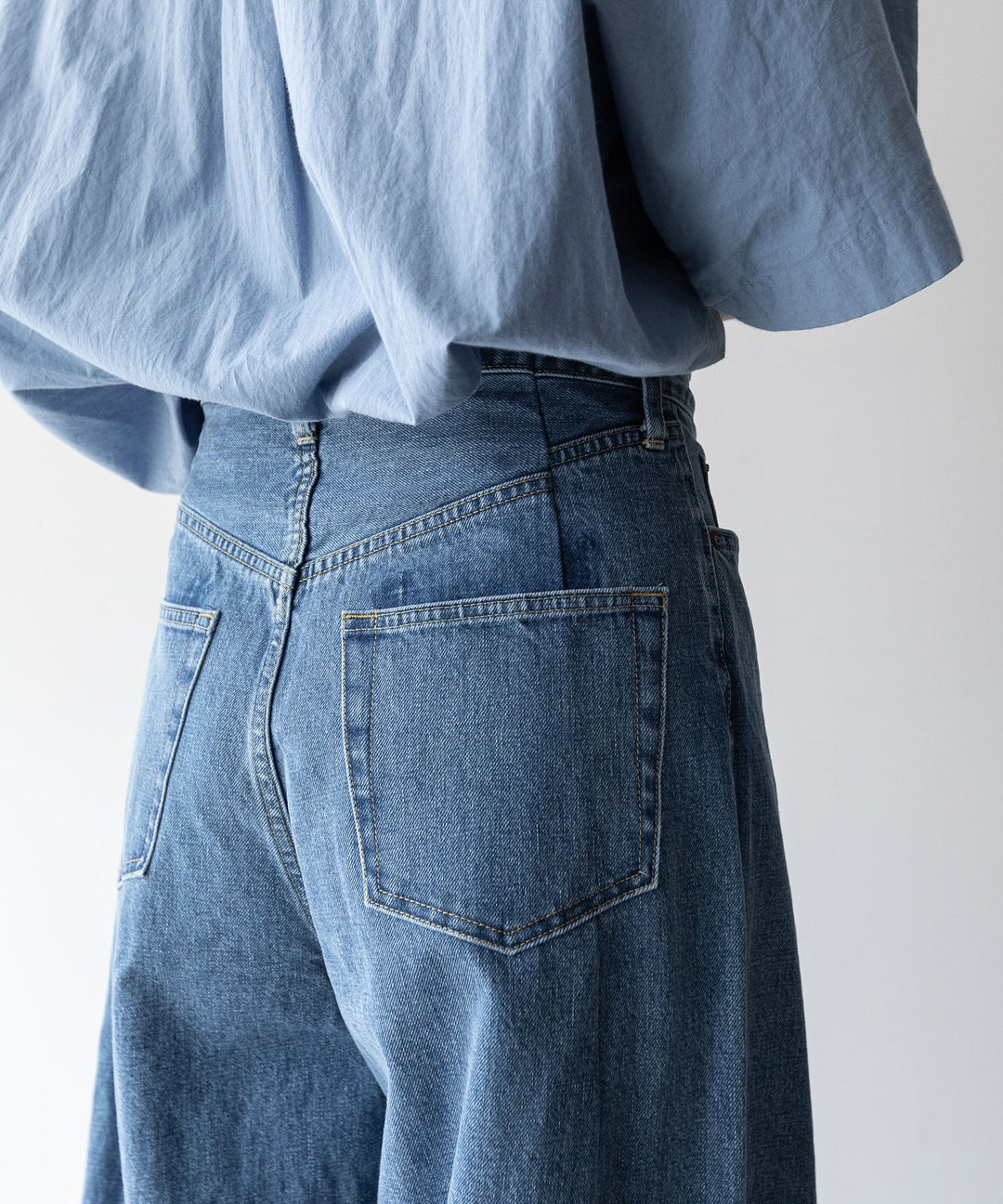 stein(シュタイン)の23AWコレクションVINTAGE REPRODUCTION DAMAGE WIDE DENIM JEANSのINDIGO