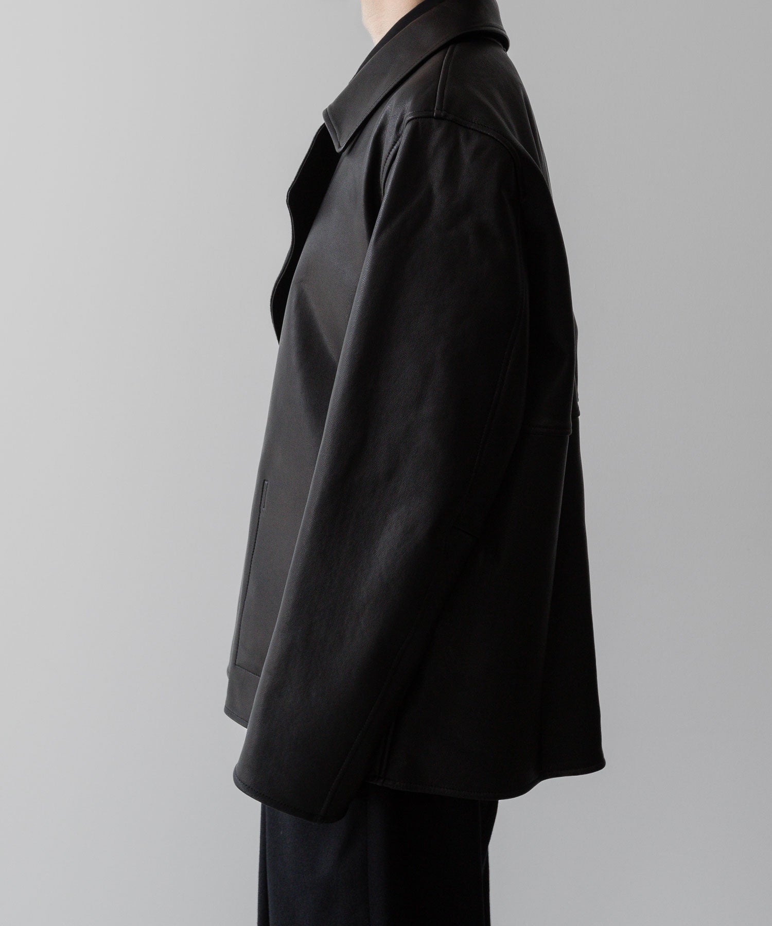 ssstein(シュタイン)の24AWコレクション BONDED LEATHER SHORT JACKET - BLACK × BLACK 公式通販サイトsession福岡セレクトショップ