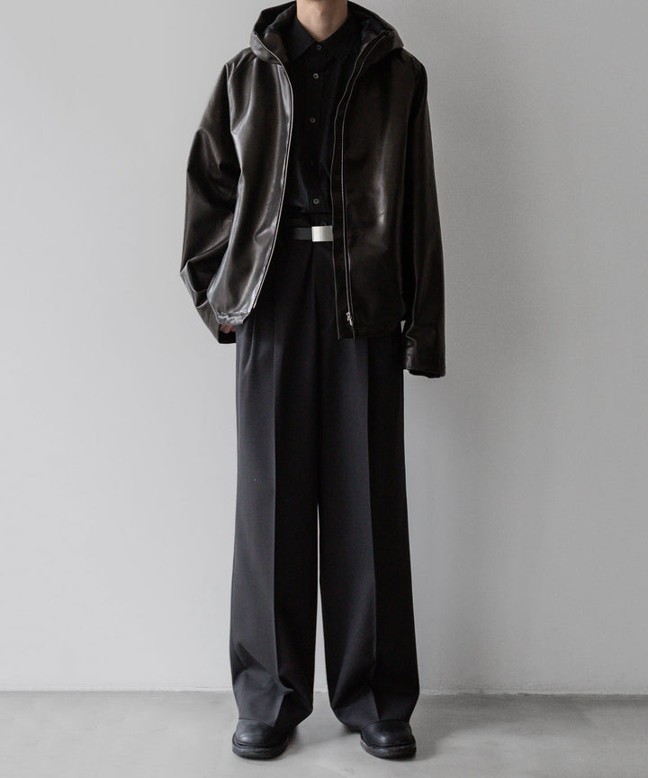 stein(シュタイン)の24SSコレクションLEATHER HOODED SHORT JACKETのBLACK