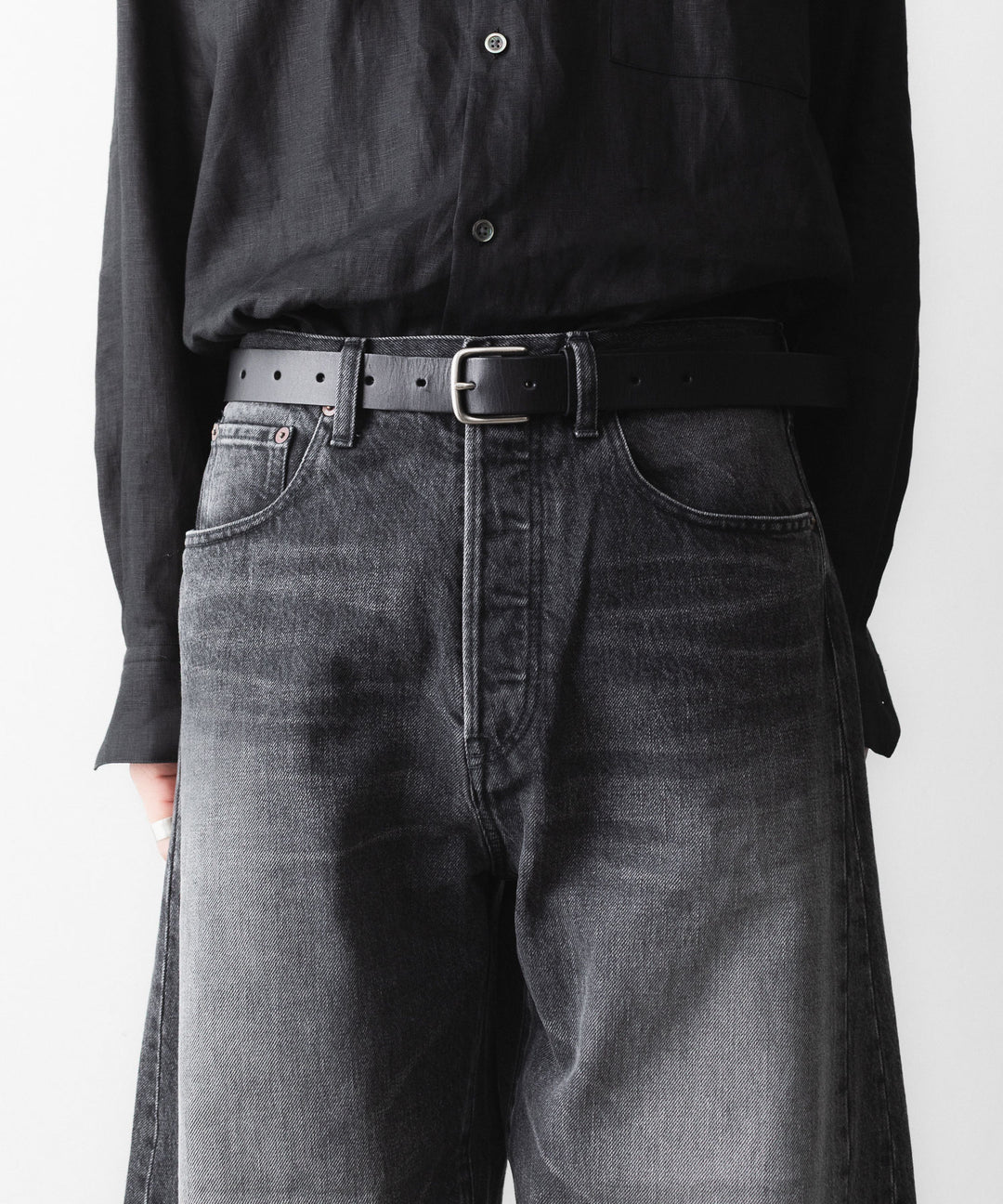 ssstein(シュタイン)のCLASSIC LEATHER BELT (PINNED BUCKLE) - BLACKの公式通販サイトsession福岡セレクトショップ