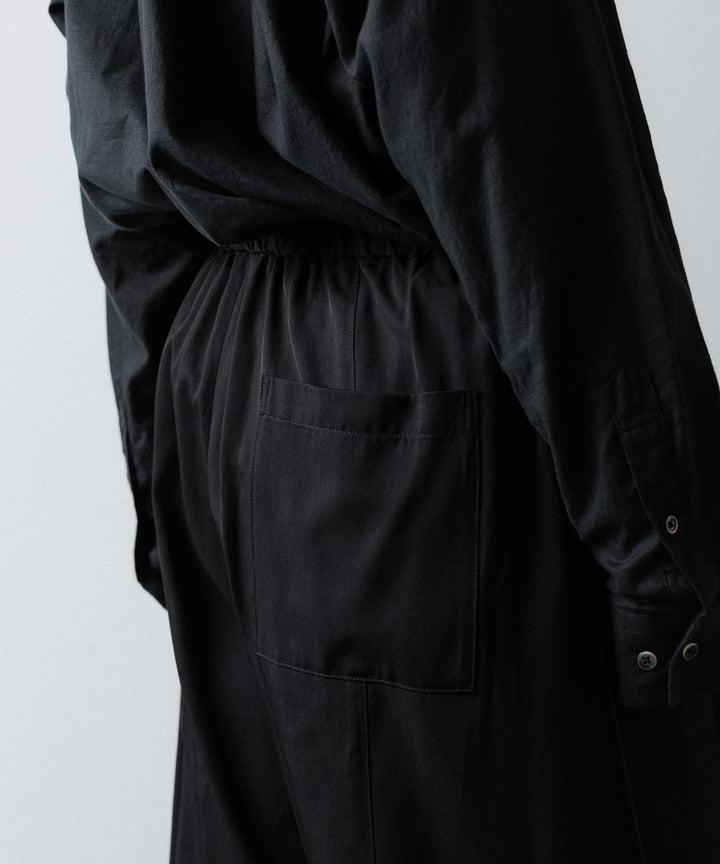 ANTHEM A-アンセムエーのSILKY VISCOSE 2TUCK FLARE EASY PANTSのBLACK 公式通販サイトsession福岡セレクトショップ