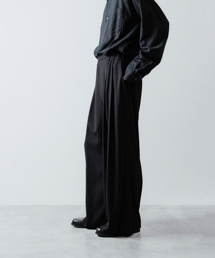ANTHEM A-アンセムエーのSILKY VISCOSE 2TUCK FLARE EASY PANTSのBLACK 公式通販サイトsession福岡セレクトショップ