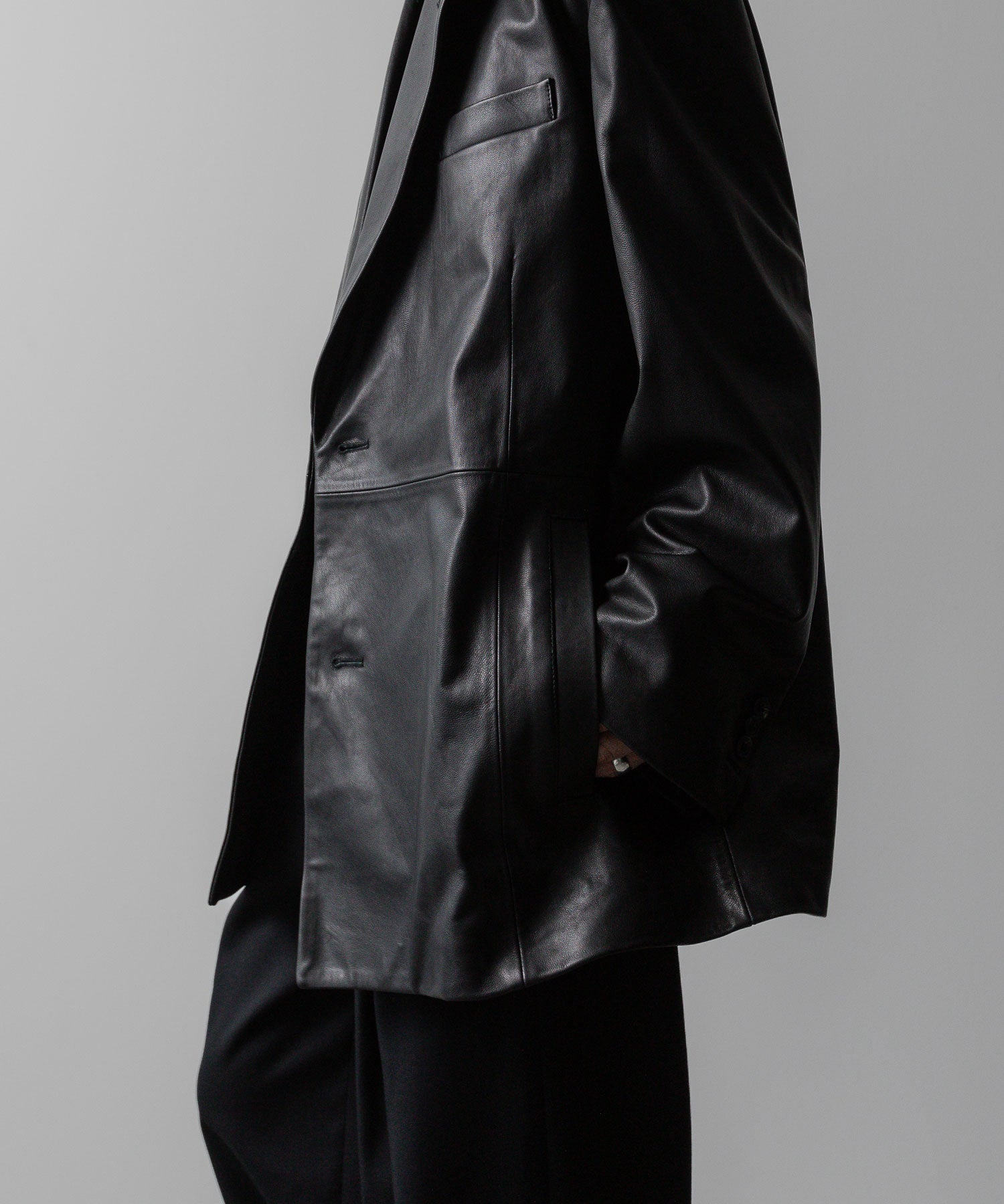 ssstein(シュタイン)の24AWコレクション LEATHER DOUBLE BRESTED JACKET - BLACK 公式通販サイトsession福岡セレクトショップ