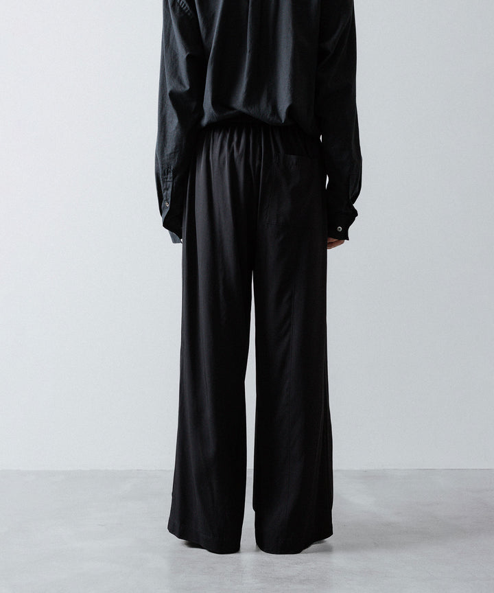 ANTHEM A-アンセムエーのSILKY VISCOSE 2TUCK FLARE EASY PANTSのBLACK 公式通販サイトsession福岡セレクトショップ