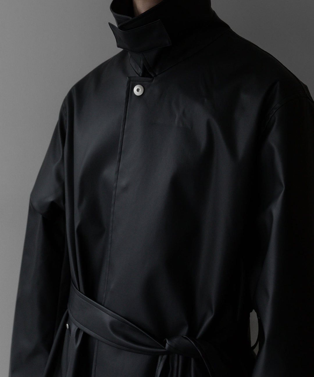 stein(シュタイン)の24SSコレクションOVERSIZED BALMACAAN COATのBLACK(COATING)