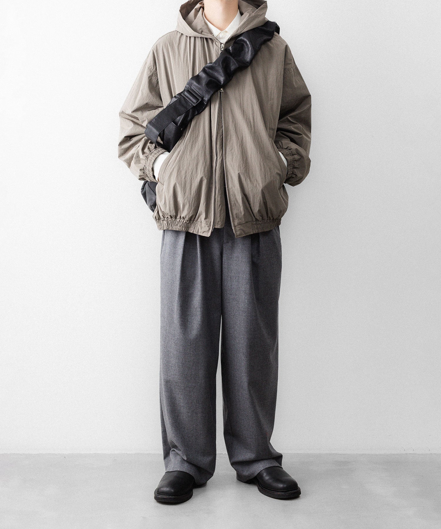 ssstein / シュタイン】WINDPROOF NYLON PADDED HOOD JACKET - TAUPE